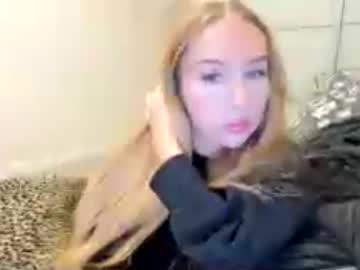 ava_james1