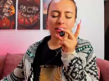 daiilyn_rose