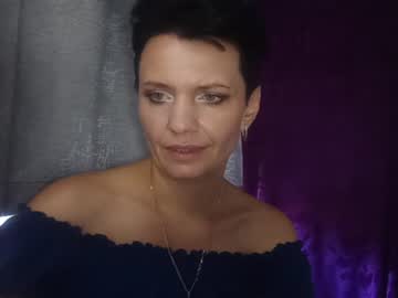 hotmamaqueen234