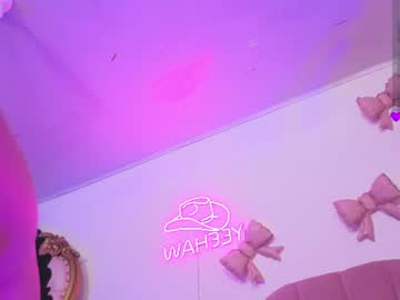 lainey_tay