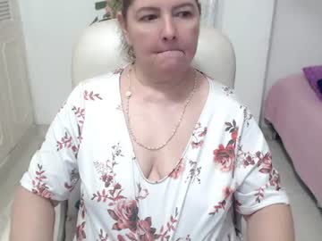 leonela_69