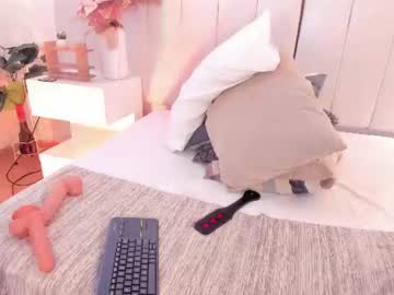 leah_bloom_