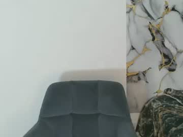mia_hotpvt