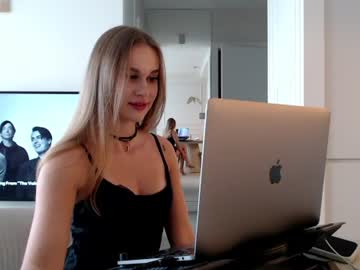 mistressuniverse