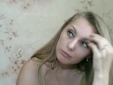 roxyfox18x01