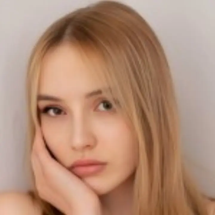 Phat pussy in fishnets — 7